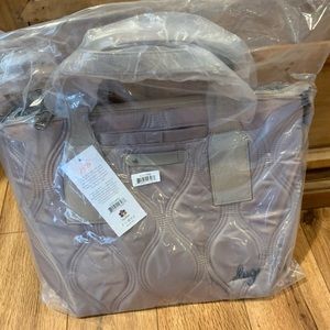 - LUG Alto Convertible Tote Bag/Crossbody/Shoulder Bag NWT